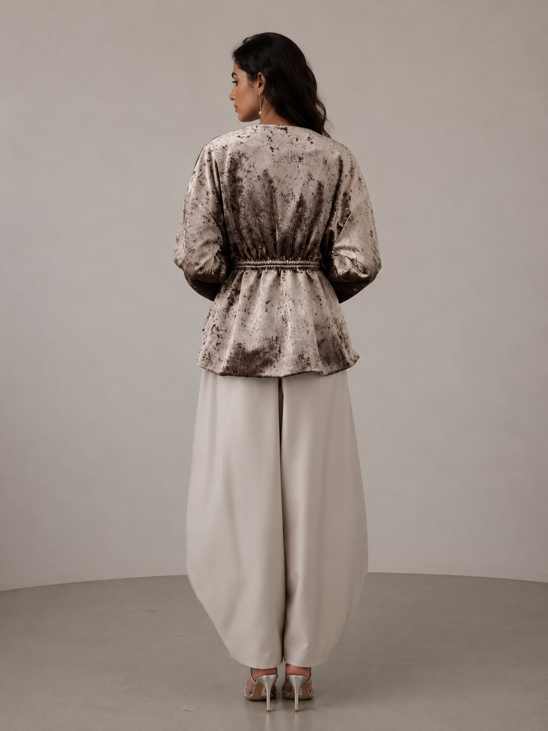 Veloura Kimono Mocha