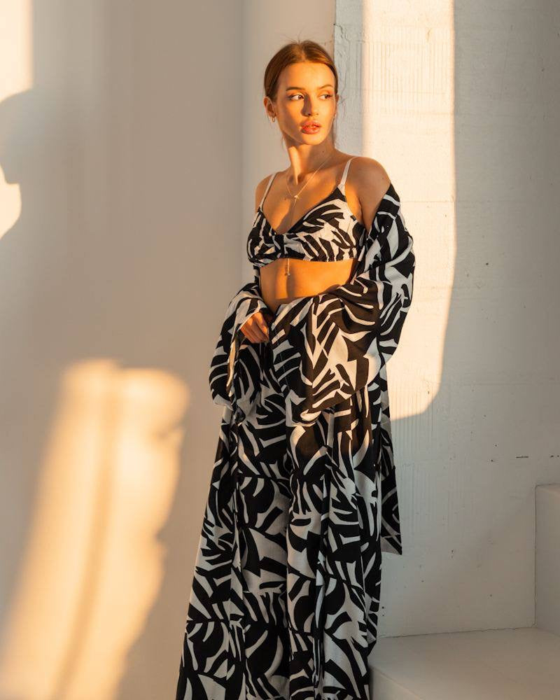 Cassandra Linen Resort Set Dark