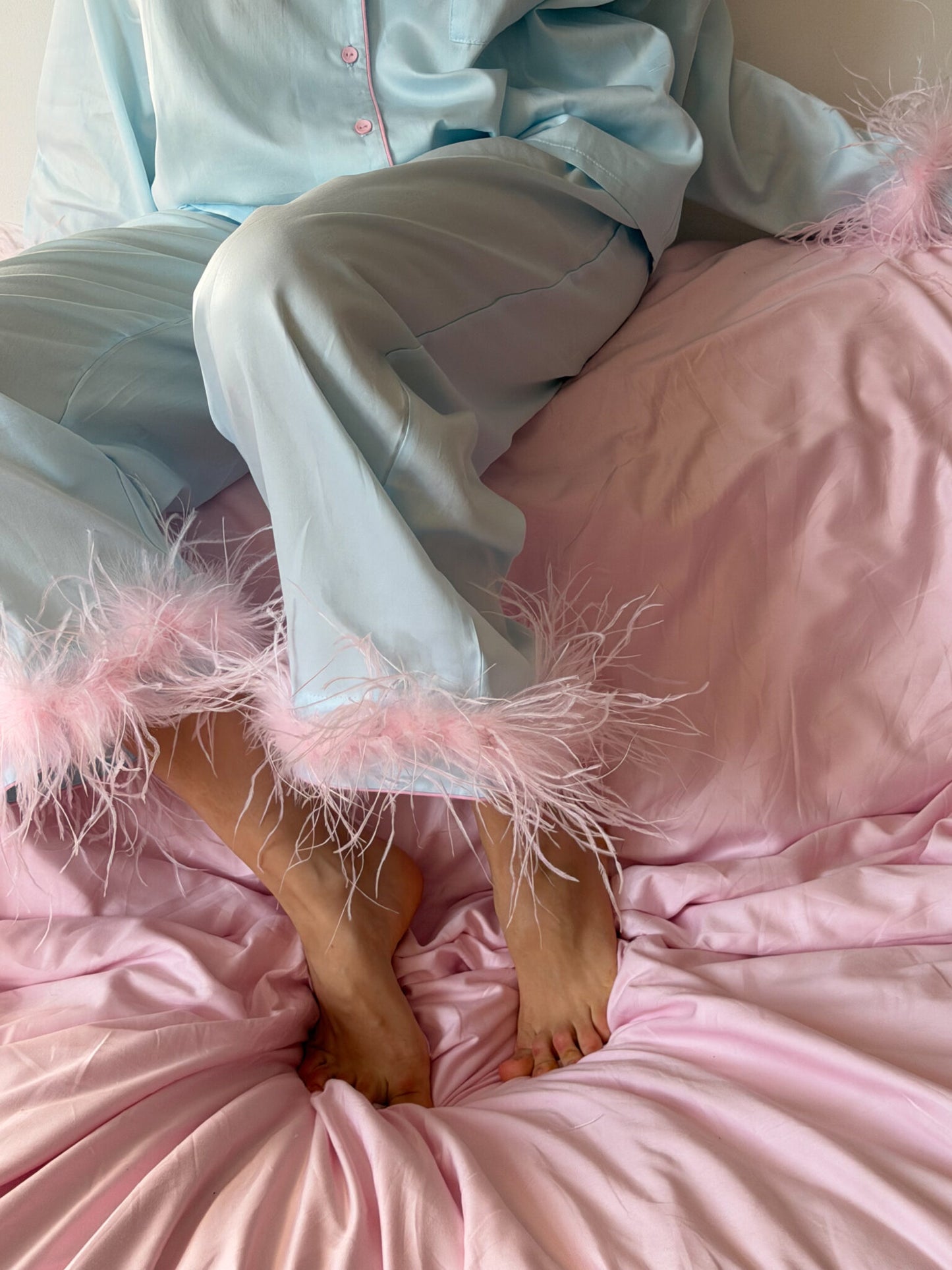 Camelia Cotton Satin Feather Lounge Set Mint