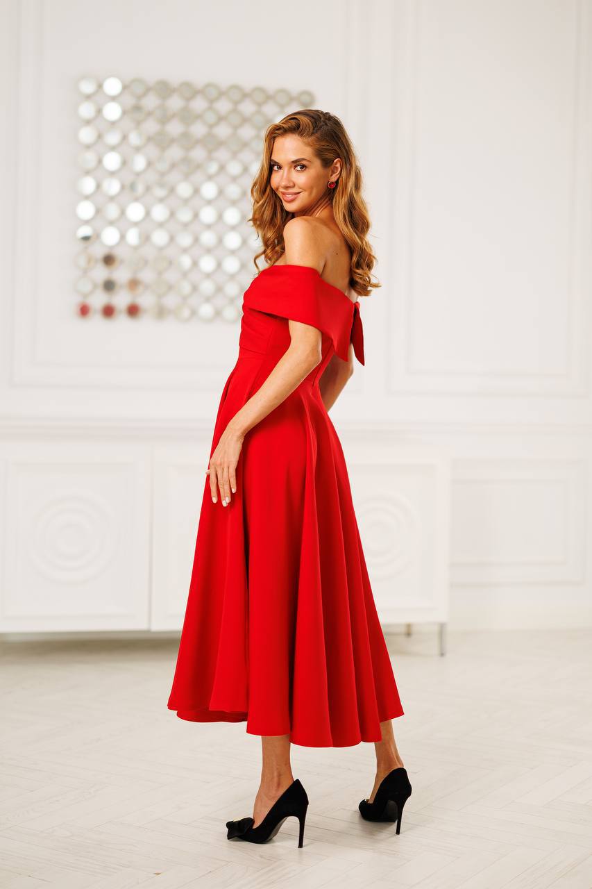 Elara Off-Shoulder Midi Dress