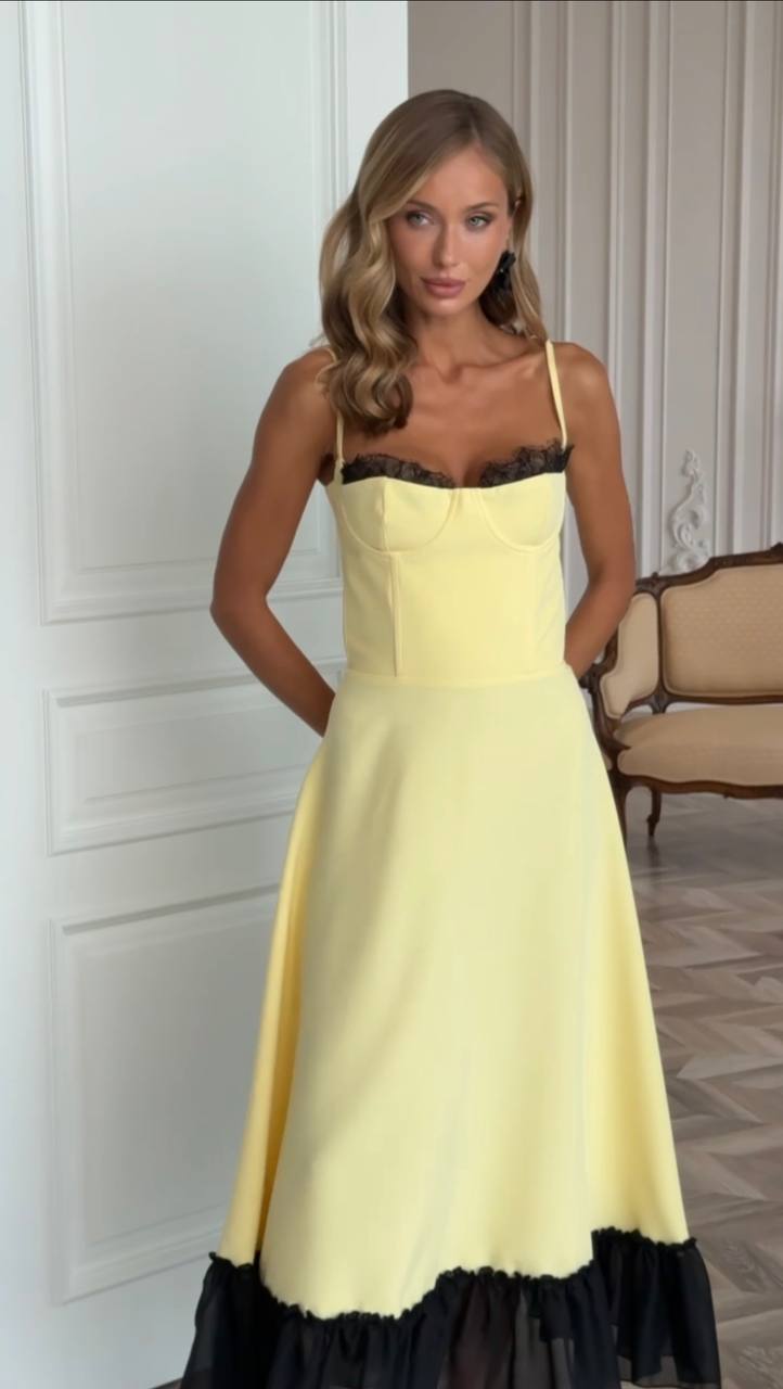 Amelie Lace Midi Dress Lemon