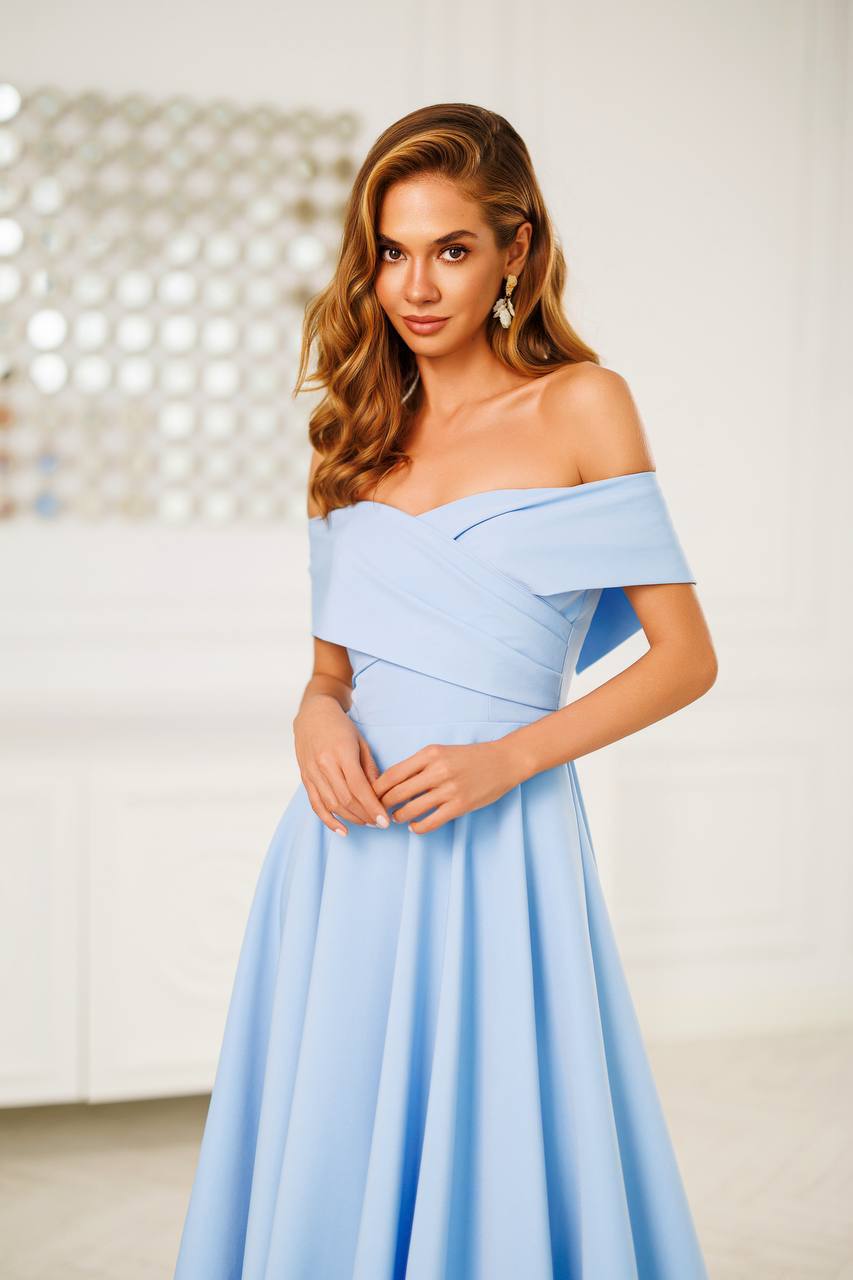 Elara Off-Shoulder Midi Dress