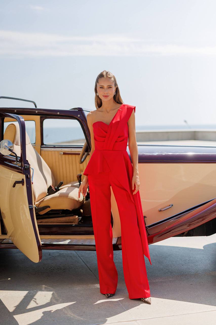 Jasmin One-Shoulder Basque Suit Set